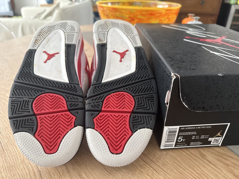 Air Jordan 4 Retro cement 5Y (4.5 UK or 37.5 eur) Carousel 5