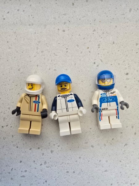 Lego 75881 Speed Champions - 2016 Ford GT & 1966 Ford GT40 Carousel 3