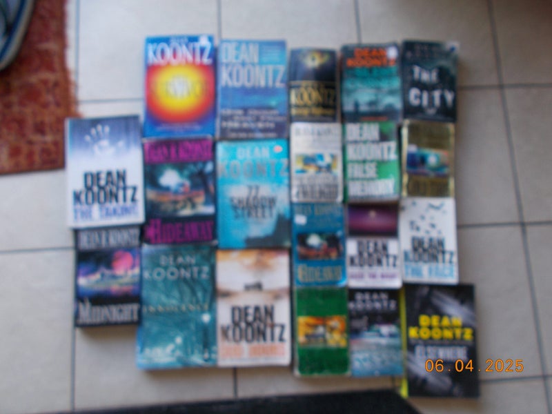 Box of 20 Dean Koontz Books Carousel 1