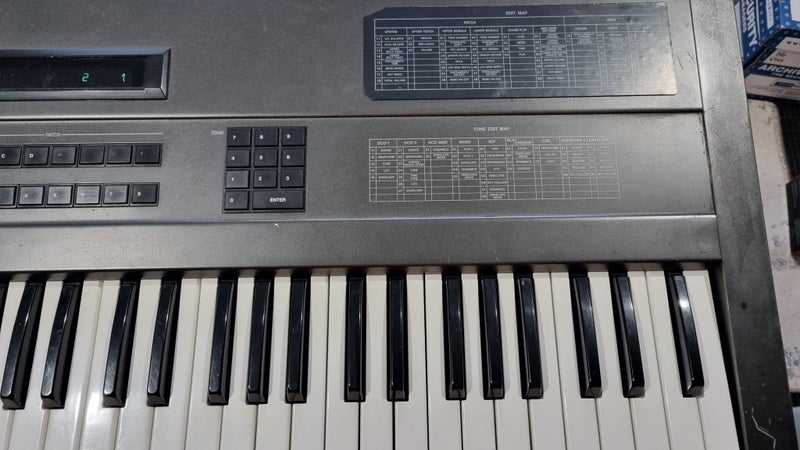 Roland JX-10 Synthesiser Carousel 2