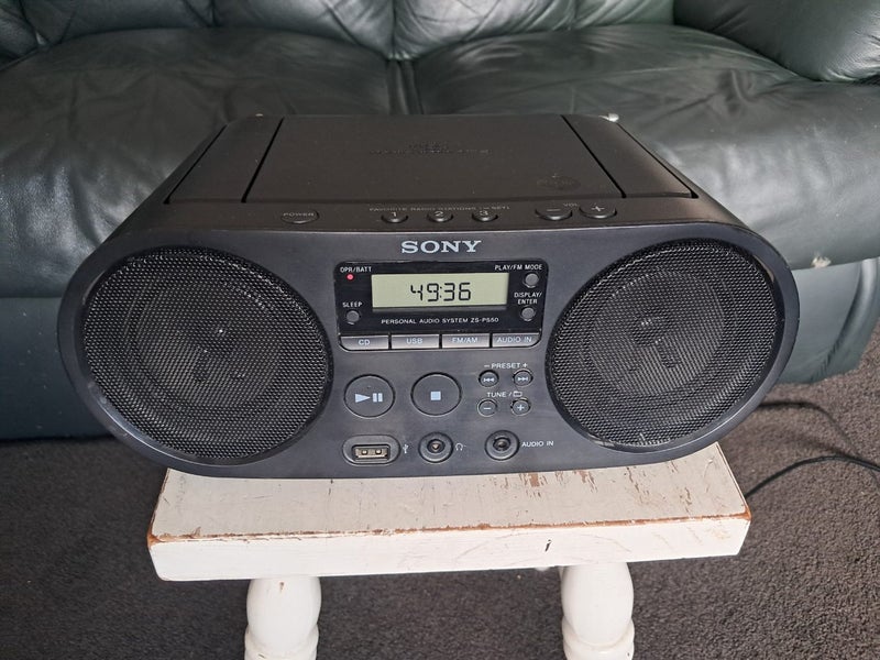 Sony ZS-PS50 CD-TAPE-RADIO-USB *like new* Carousel 1