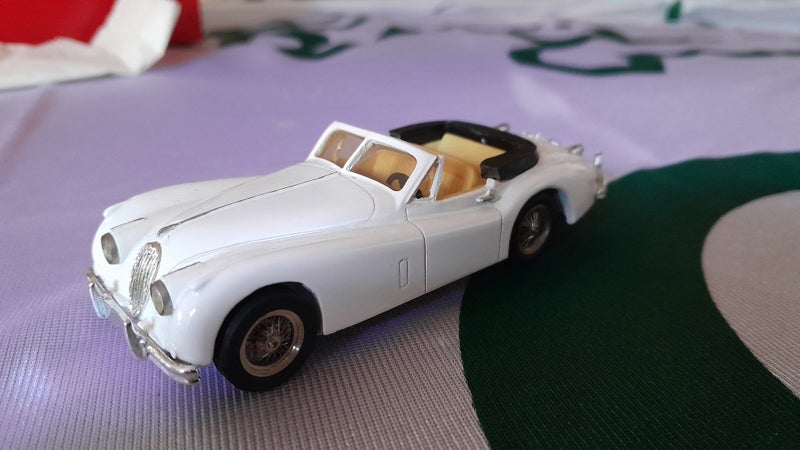 Jaguar 1956 XK140 DHC - Record Carousel 1