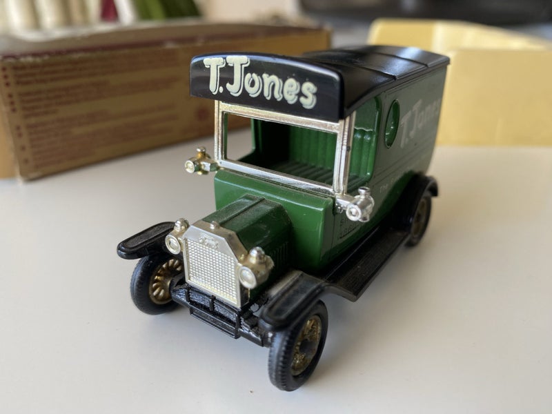 T.Jones Family Butcher' Ford Model A delivery van Carousel 1