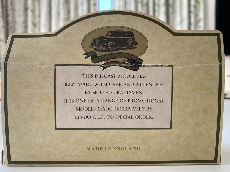 Collectible Lledo 'Cadbury' 1928 Ford Model AA Milk Delivery Truck Carousel 10