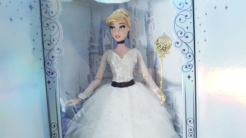 Disney Cinderella Limited Edition Doll 50th Anniversary Carousel 1