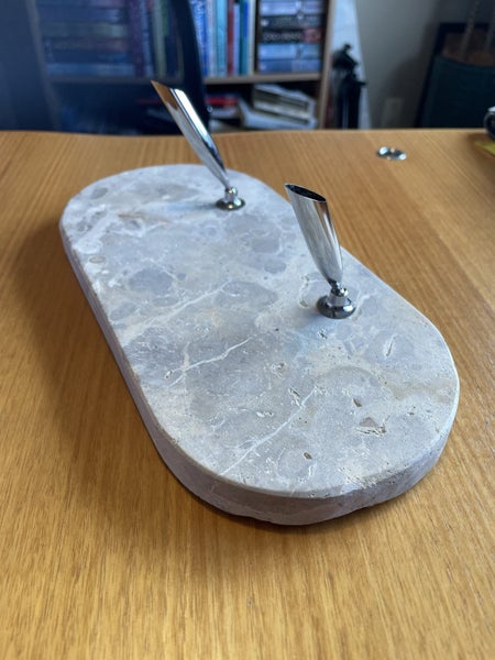 Desktop Pen Holder Carousel 1
