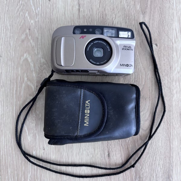 Minolta Riva Zoom 70 Carousel 2