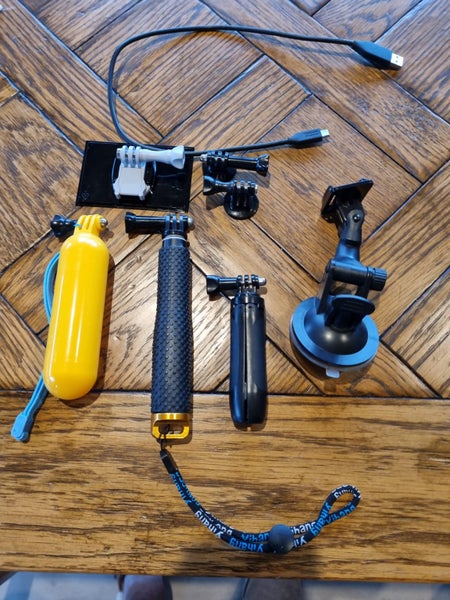 Go Pro Hero 7 Black + many accessories Carousel 9