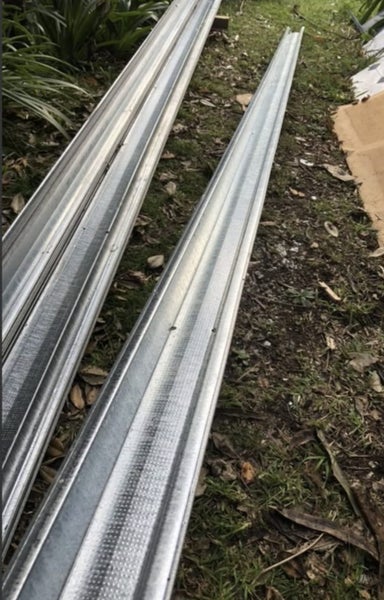 Steel ceiling battens (similar to Rondo) Carousel 2