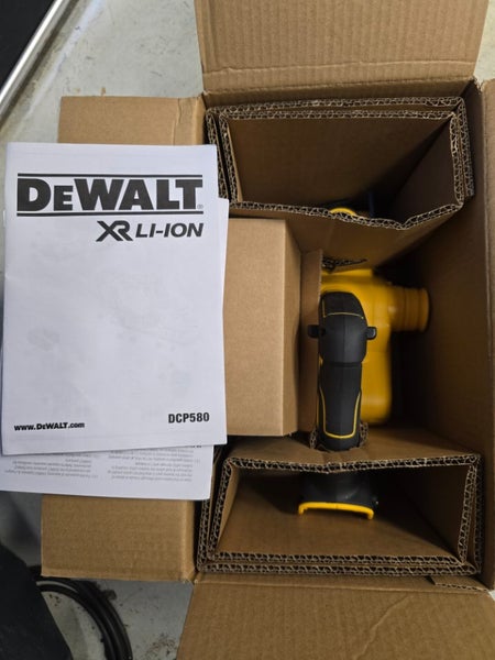 DeWalt planer with 2 batteries and charger Carousel 2