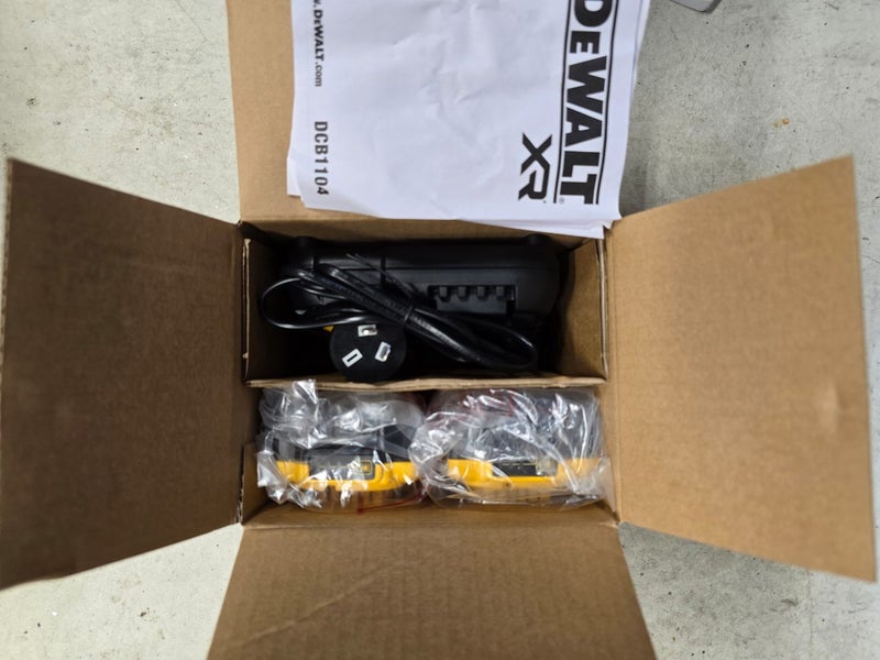DeWalt planer with 2 batteries and charger Carousel 4