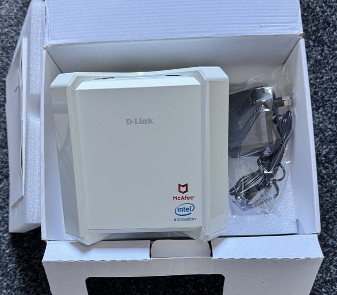 WiFi 5 Router - AC2600 D-LINK DIR-2680 D-Fend Gigabit USB 3 ( Boxed ) Carousel 1