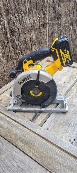 Dewalt 165mm circular saw 18v Carousel 1