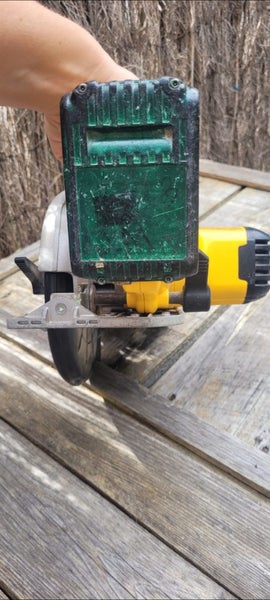 Dewalt 165mm circular saw 18v Carousel 5