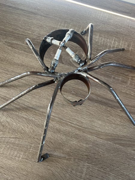 Scrap Metal art spider Carousel 1