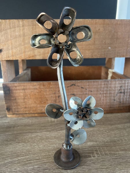 Scrap Metal art flower Carousel 1