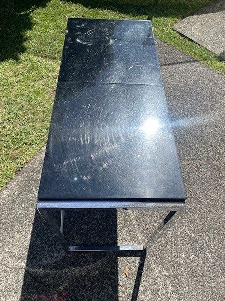 Stylish Black Desk Carousel 5