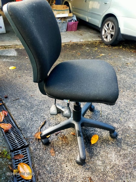 Office chair as new Carousel 2