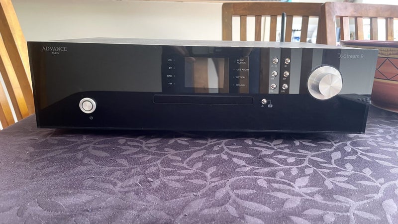 ADVANCE PARIS X-STREAM 9 Network CD Player Carousel 1