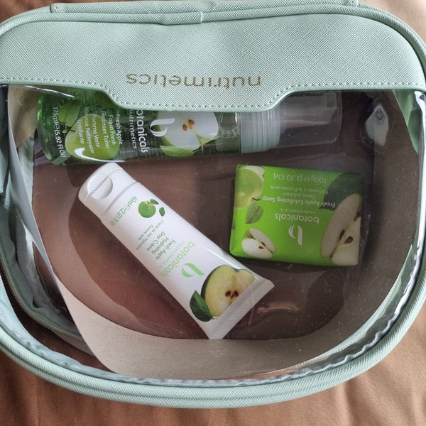 Nutrimetics Fresh Apple Gift set Carousel 2