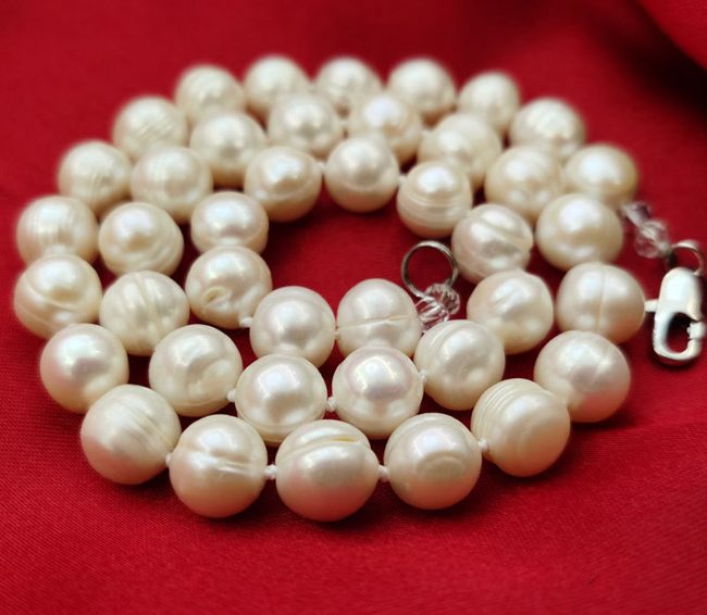 Genuine Fresh Water White Pearl Necklace 9MM Carousel 2