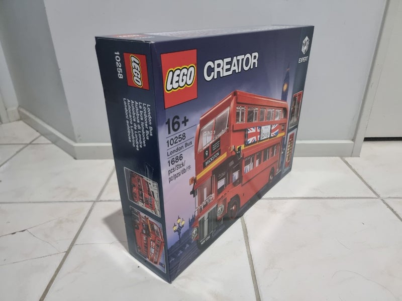 BNIB - Lego 10258 London Bus (retired) Carousel 2
