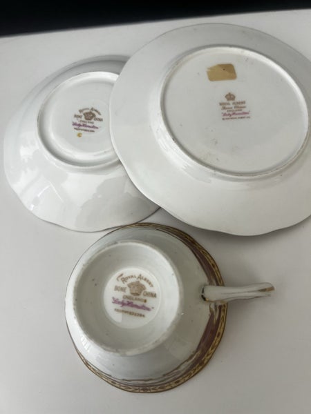 ROYAL ALBERT-Lady Hamilton62863237449091113