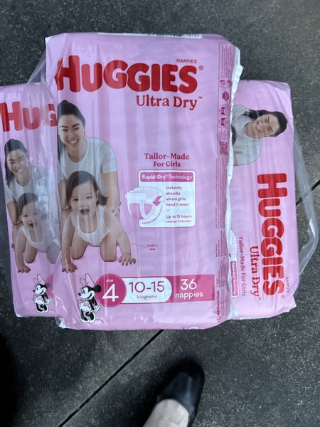 Huggies size 4 nappies x5 packets Carousel 1