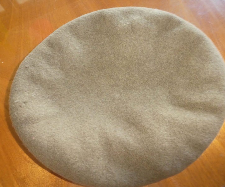 WW2 22 BATTALION BERET DATED?19.. Carousel 1