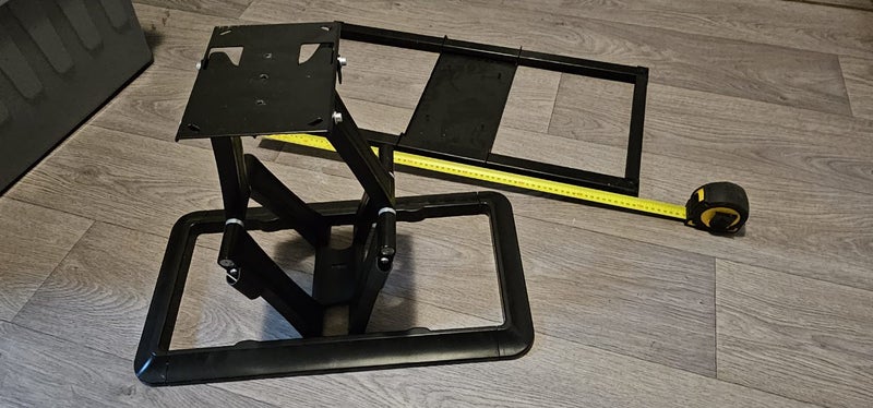 TV wall mount bracket Carousel 1
