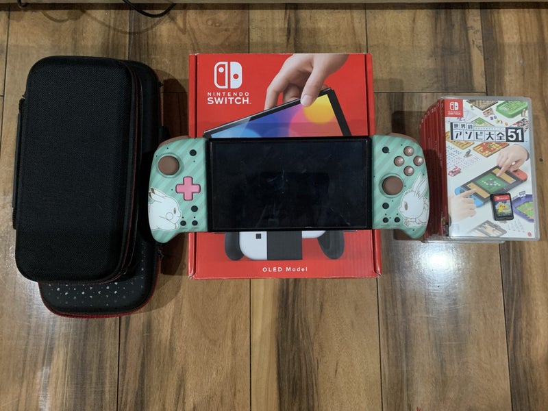Nintendo Switch OLED Carousel 1