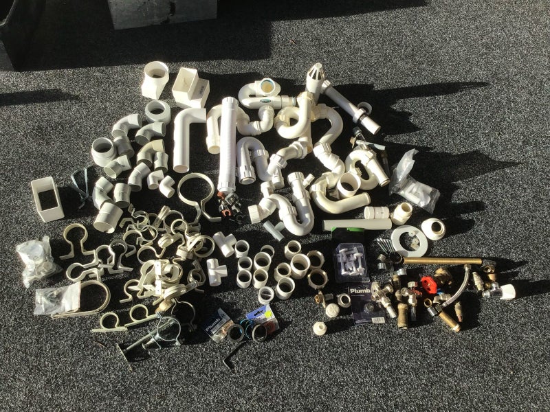 Assorted plumbing/drainage fittings Carousel 1