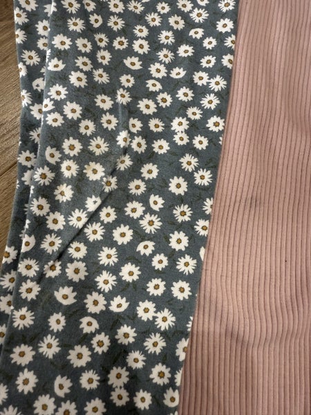 x2 pairs of tights (6y) Carousel 2