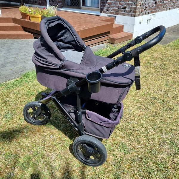 Edwards & Co pram set Carousel 2