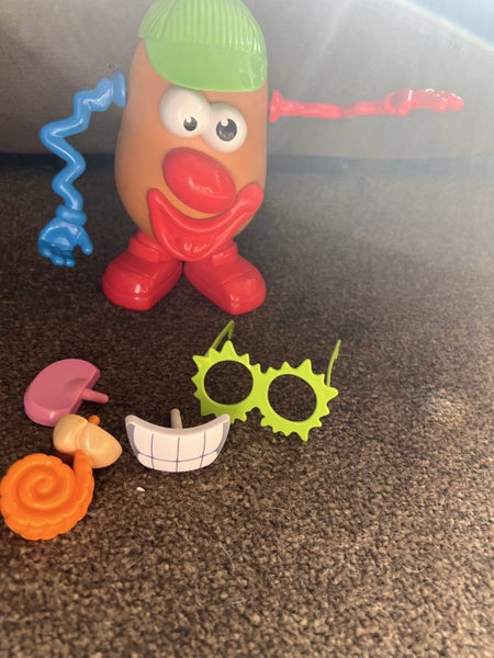 Vintage Mr Potato Head & Accessories Carousel 2