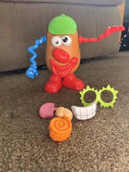 Vintage Mr Potato Head & Accessories Carousel 1