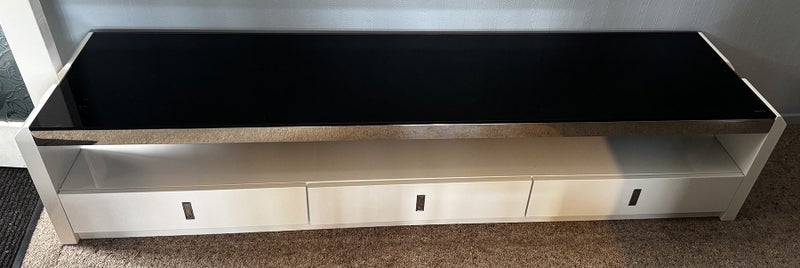 Entertainment Unit Carousel 1