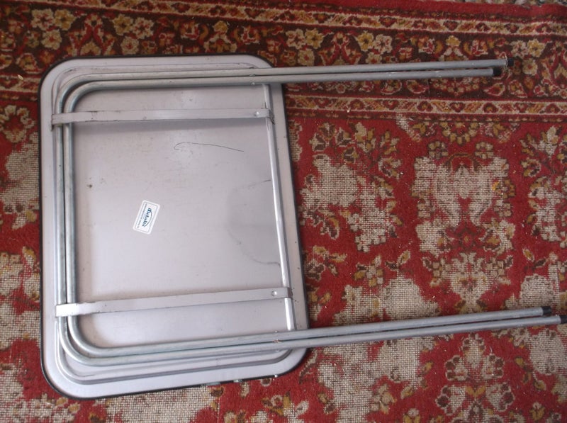60S METAL TELEVISION TRAY Carousel 7