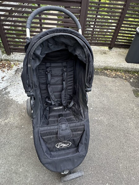 Baby Jogger City Mini Pram Carousel 2