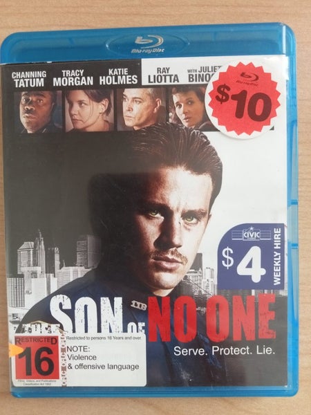 The son of no one - Blu-ray Carousel 1