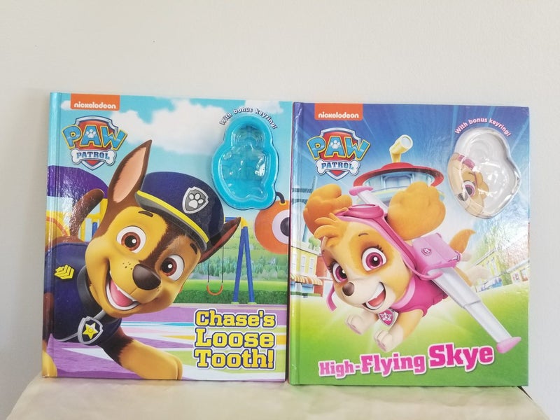 Paw patrol toys and books •bulk lot• good condition Carousel 2