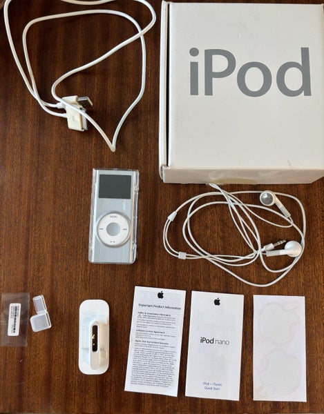 iPod Nano - boxed retro Carousel 1