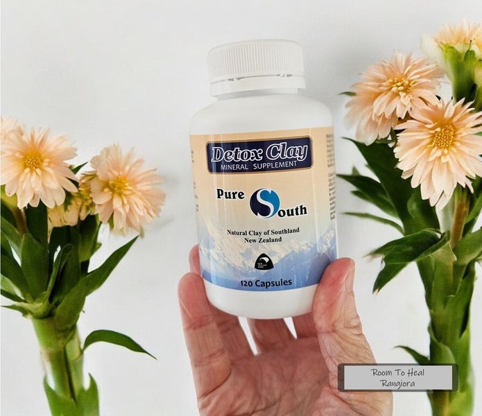 PURE SOUTH DETOX MINERAL CLAY CAPSULES (Full Body Detox) MADE IN NZ Carousel 1