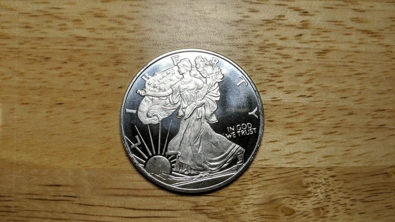 $1 Reserve .999 Silver Round 1 Oz / Troy Ounce / 1oz / Bullion (Eagle Design) Carousel 1