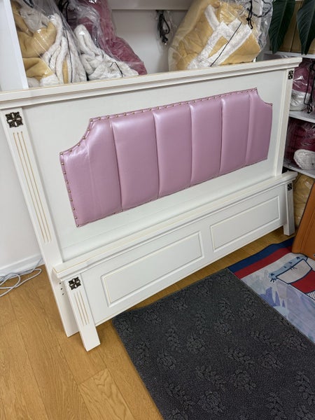 Super king bed with base Carousel 1
