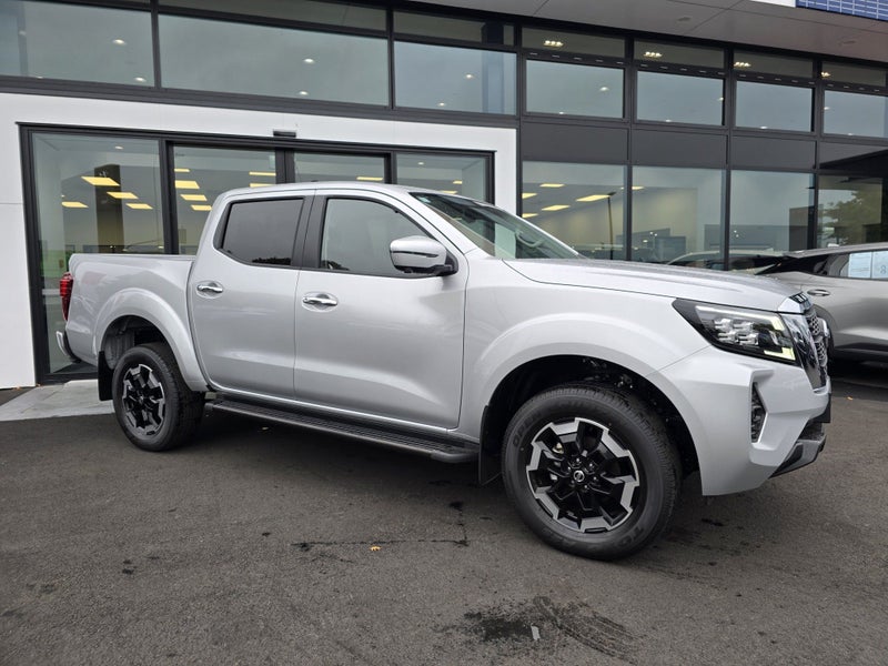 2025 Nissan Navara ST-X 2.3D/4WD/7AT62864752441091111