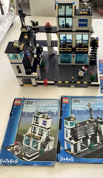 LEGO® City Police Headquarters 6-12 | #7744 | 953 pieces Year: 2008 Carousel 9