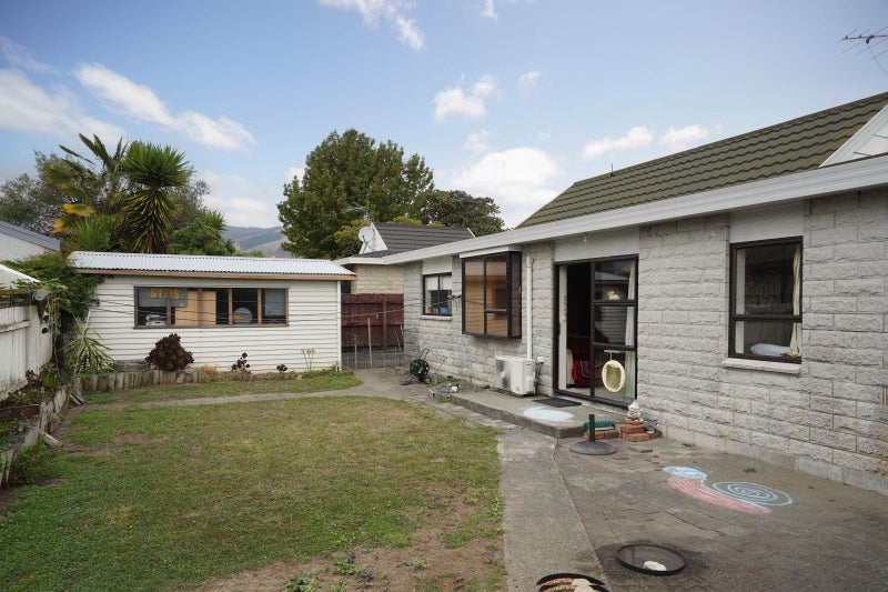 Image 1 of 18