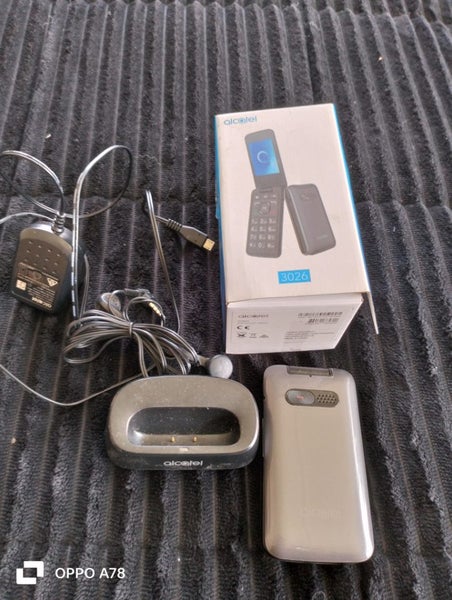 Alcatel 3026 flip phone Carousel 1