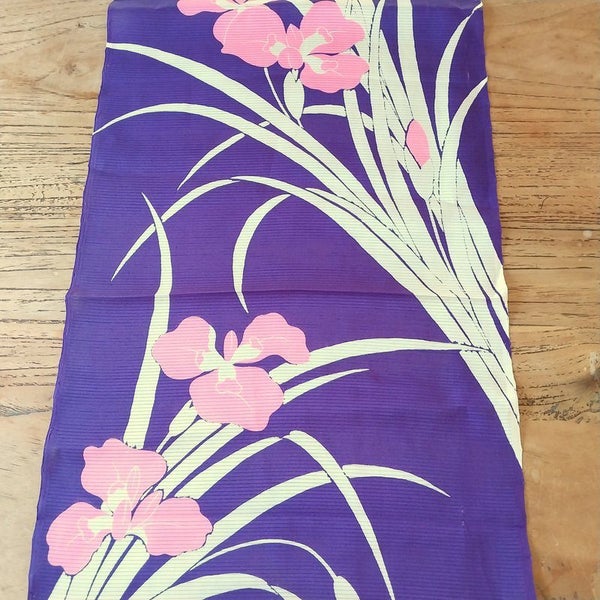 Vintage Japanese Kimono silk fabric Carousel 1